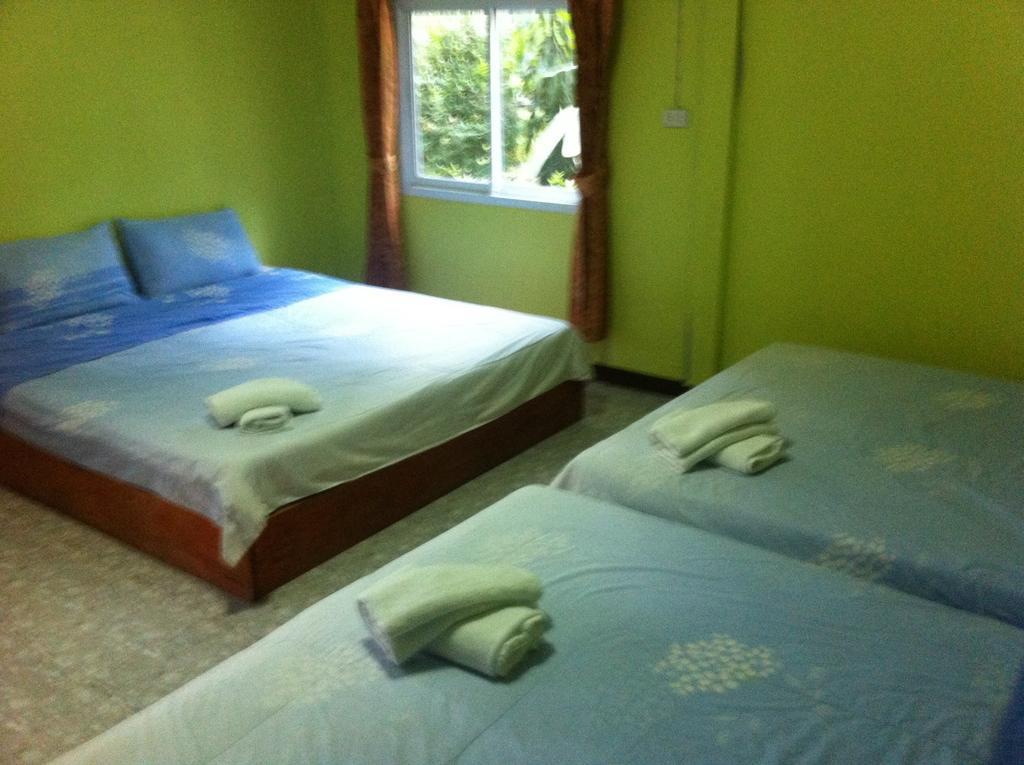 Bantatuk Resort & Restaurant Ban Tha Khun Exteriör bild