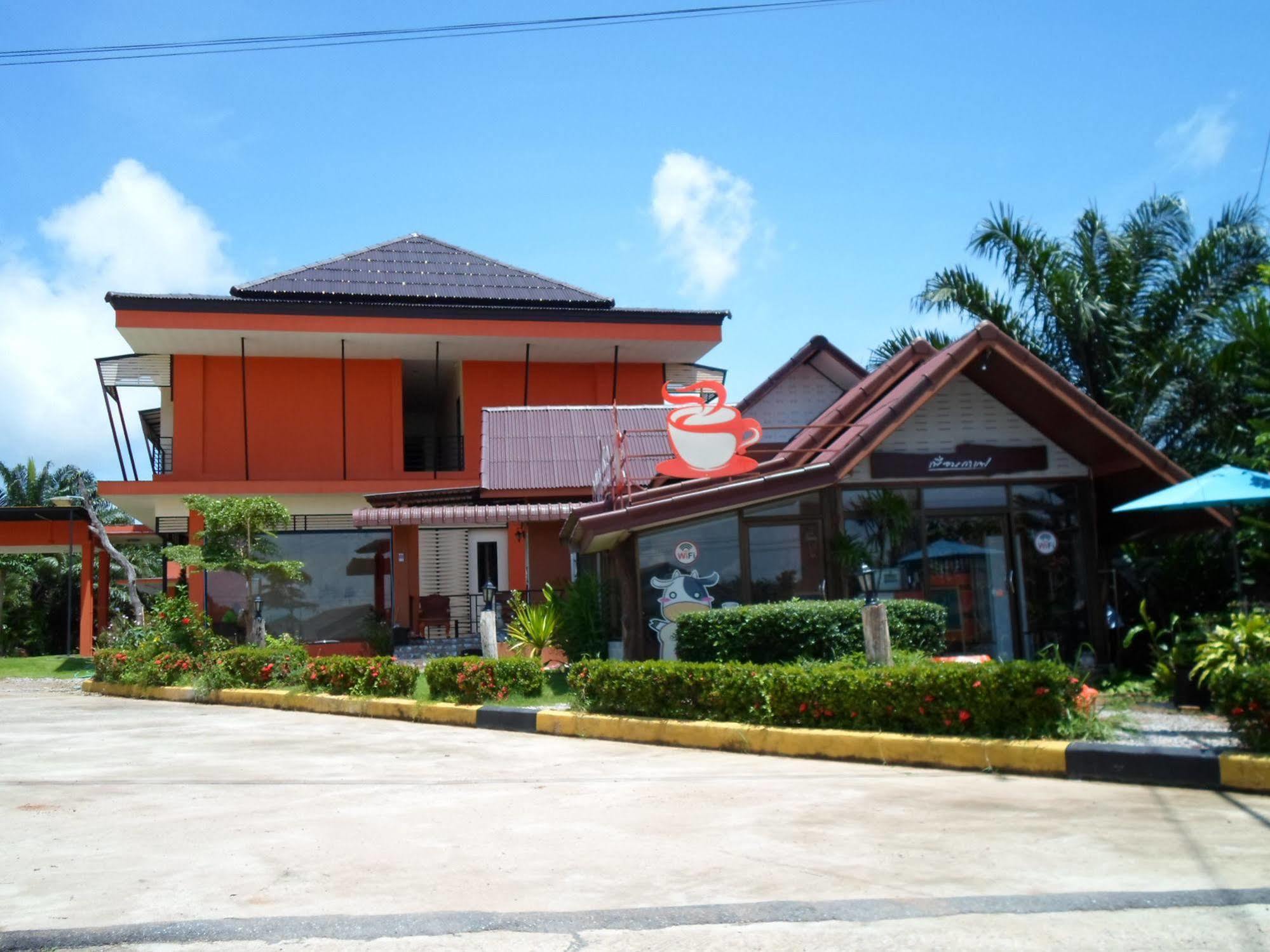 Bantatuk Resort & Restaurant Ban Tha Khun Exteriör bild