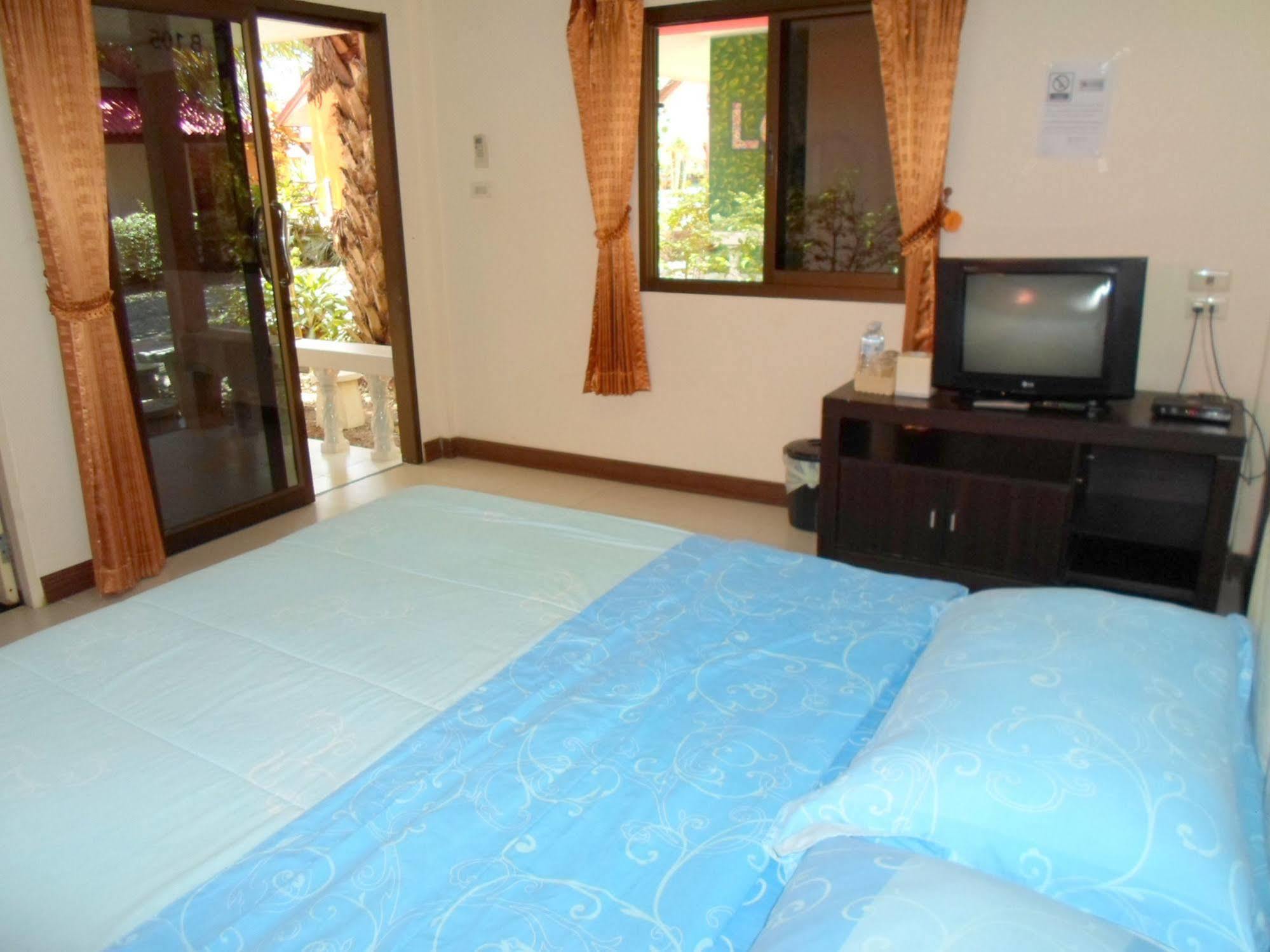 Bantatuk Resort & Restaurant Ban Tha Khun Exteriör bild