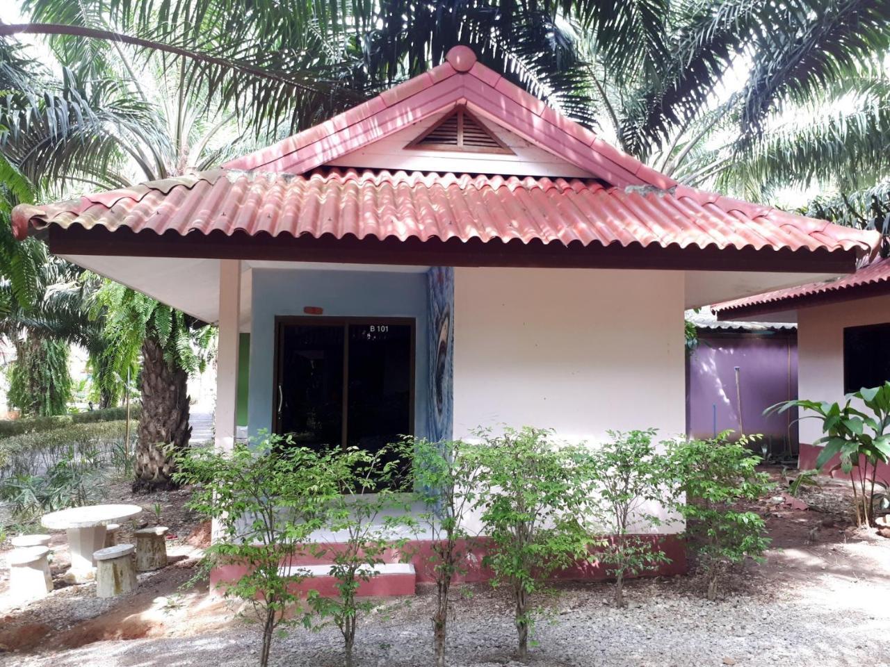 Bantatuk Resort & Restaurant Ban Tha Khun Exteriör bild