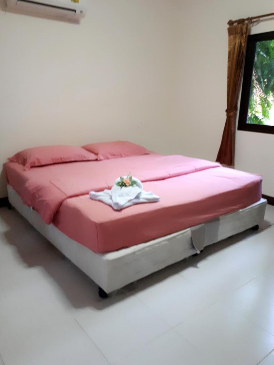 Bantatuk Resort & Restaurant Ban Tha Khun Exteriör bild